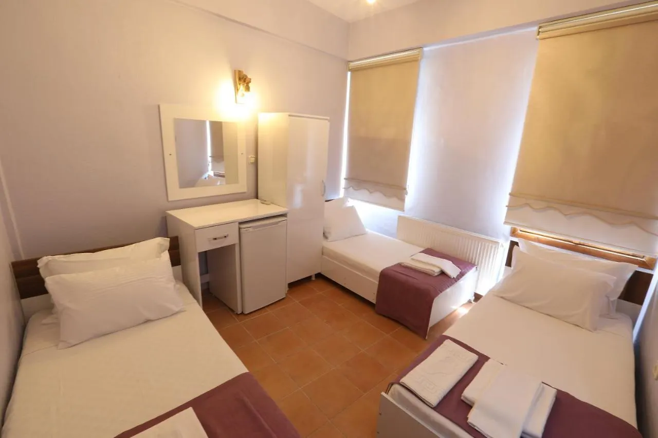 منزل للإقامة Cunda Pera Otel Ayvalı تركيا